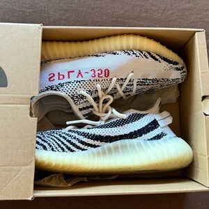Adidas Yeezy 350 V2 "Zebra"